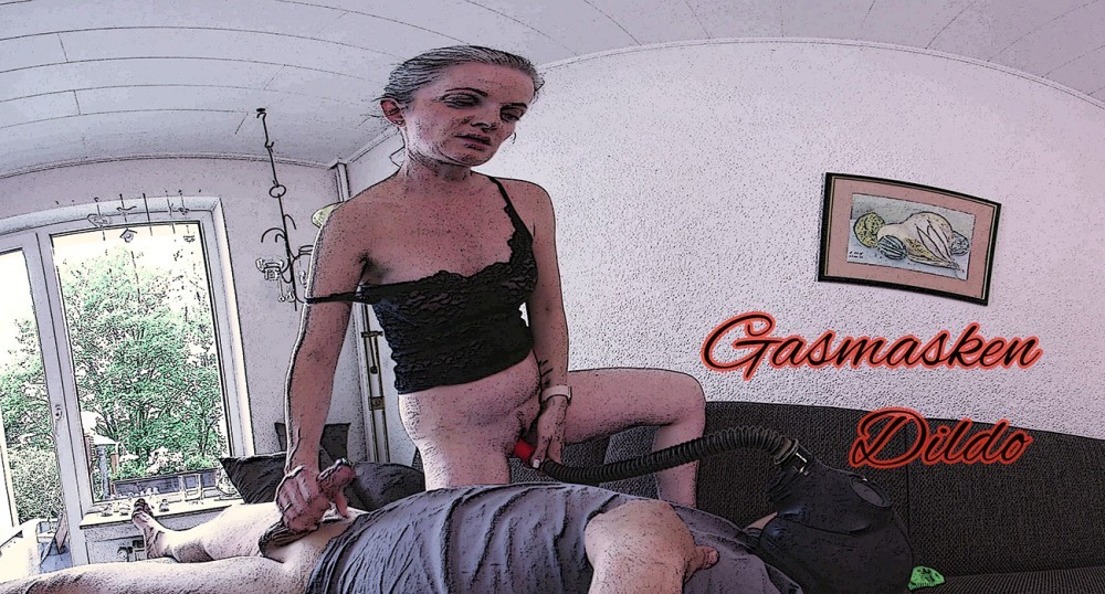 Sabdeluxe in Wild Gasmask Fetish VR Action