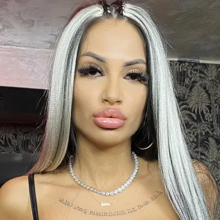 Suzzi Eis - Pornstar Profile on xVirtualReal