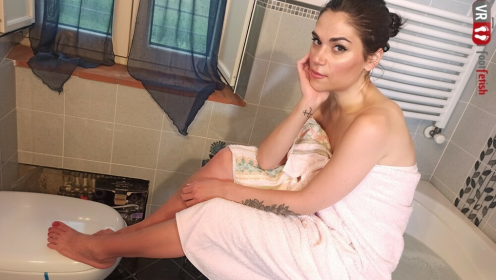 Chiara's Sensual Bath in Stunning 4K VR