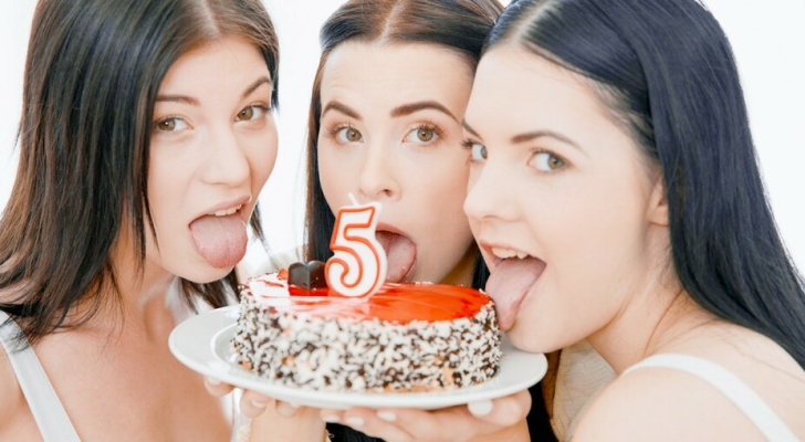 Anie Darling's Seductive Lesbian Celebration - Image 1