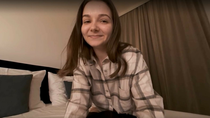 Taking Simona Out For Dinner Always Pays Off - Image 1