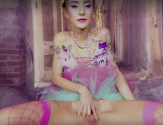 Adelle Unicorn Sizzles in Stunning 4K Solo - Image 3