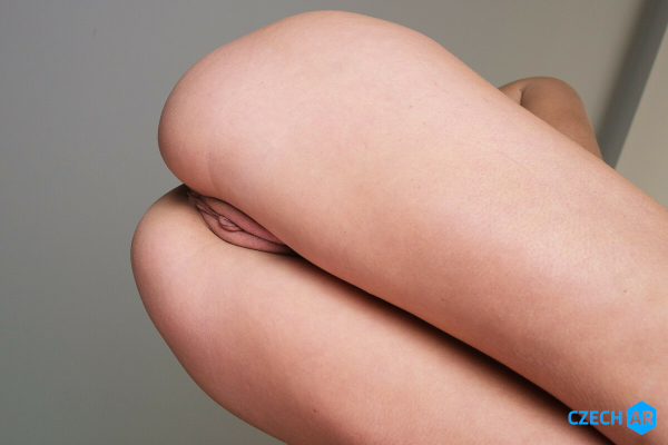 Alexis Crystal in Stunning VR Passthrough Action - Image 6