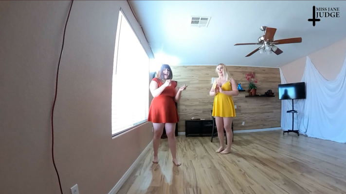 Giantess Fantasy: Cozy Gams Devours Tinies - Image 1