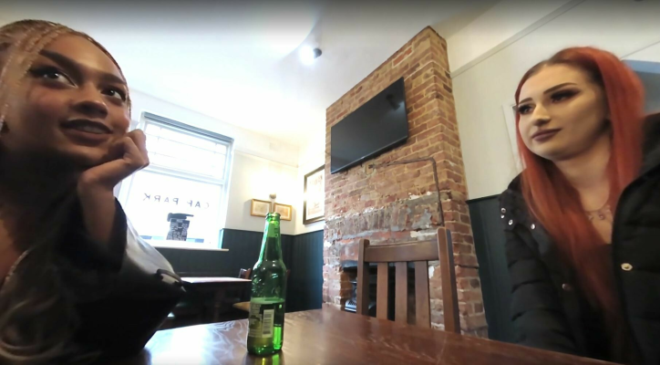 Pub Hook-Up Thrill with Bluelah & Gigi Rouge - Image 2