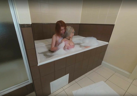 Neko Kimiko With Nika Alis Lesbians in Bathroom - Image 3