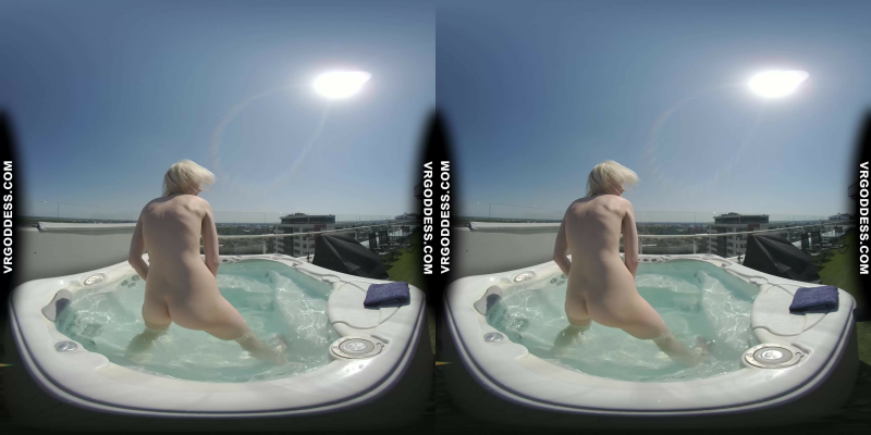Penthouse Rooftop Jacuzzi Hot Ingrida Smoking And Masturbating In The Sun - Image 6