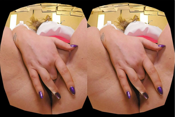 Skylar Heart VR Facesitting - Horny Blonde Action - Image 4