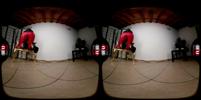 Redsnow's Seductive Foot Teasing in Leather - Image 4