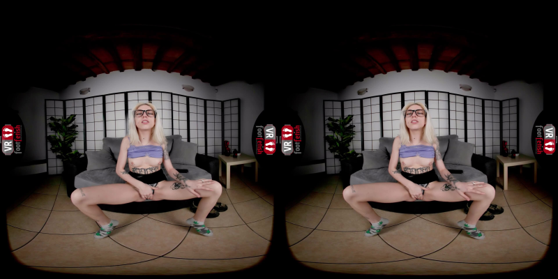 Tattooed Blonde Masturbates Her Pierced Pussy With A Little Foot Tease - Image 3